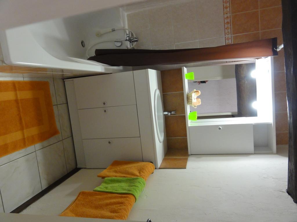 Les Chandelles Bed & Breakfast Villiers-le-Morhier Quarto foto
